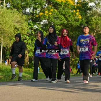 Runner Photo 8020842