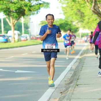 Runner Photo 8020845