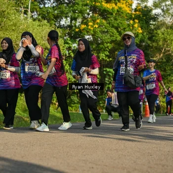 Runner Photo 8020887