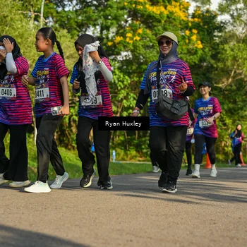 Runner Photo 8020888