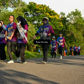 Runner Photo 8020895