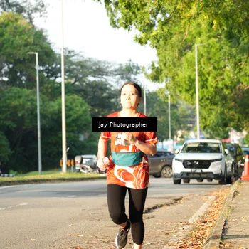 Runner Photo 8020903
