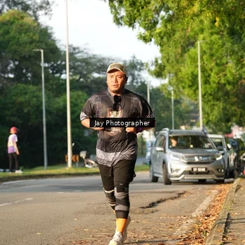 Runner Photo 8020918