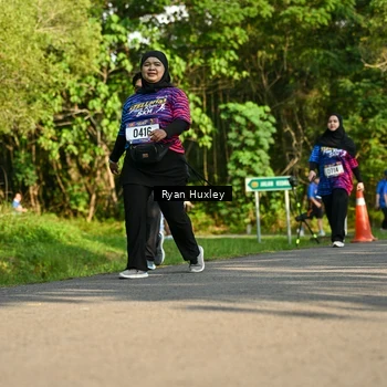 Runner Photo 8020928