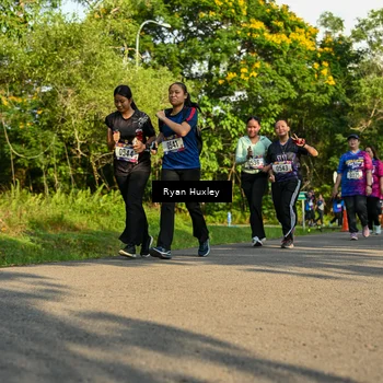 Runner Photo 8020998