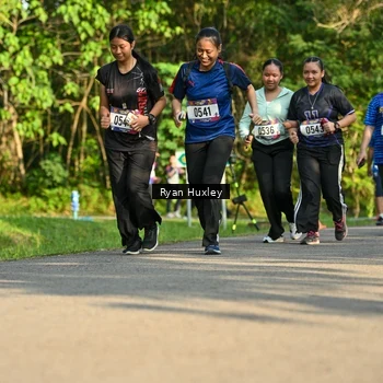 Runner Photo 8020999