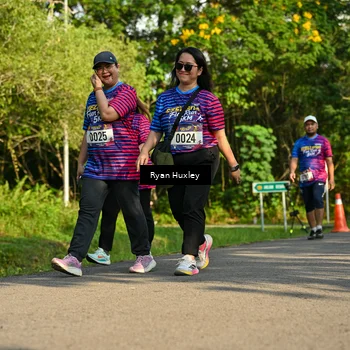 Runner Photo 8021010