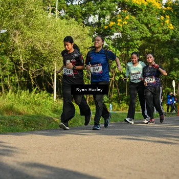 Runner Photo 8021013