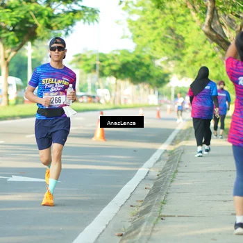 Runner Photo 8021038