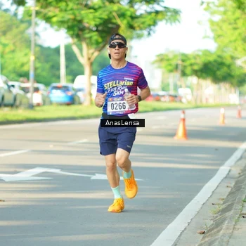 Runner Photo 8021059