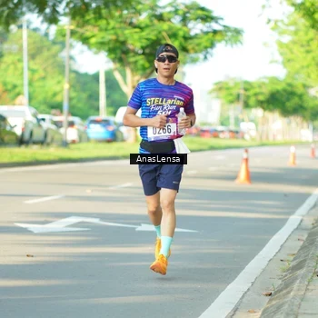 Runner Photo 8021065