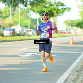 Runner Photo 8021075
