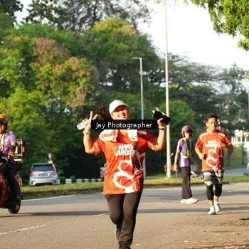 Runner Photo 8021085