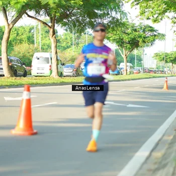 Runner Photo 8021119
