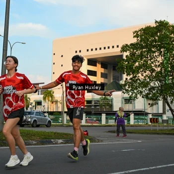 Runner Photo 8021152