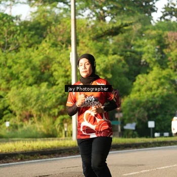 Runner Photo 8021172