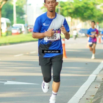 Runner Photo 8021176