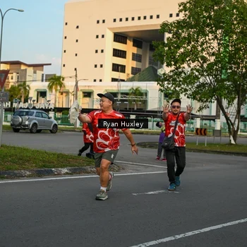 Runner Photo 8021180