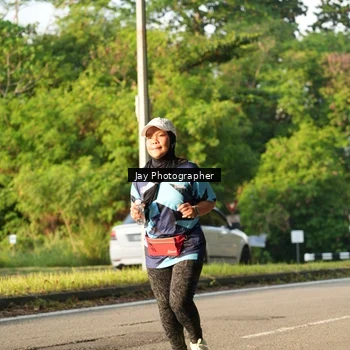 Runner Photo 8021202