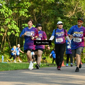 Runner Photo 8021273