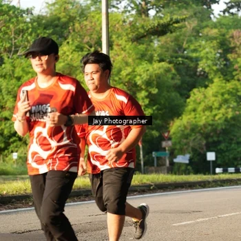 Runner Photo 8021286