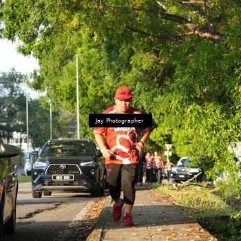 Runner Photo 8021302