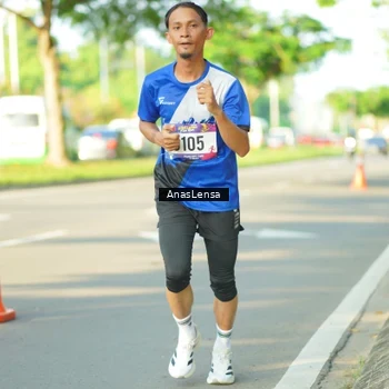 Runner Photo 8021341
