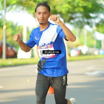Runner Photo 8021344