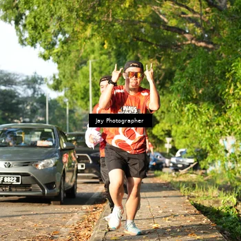 Runner Photo 8021375