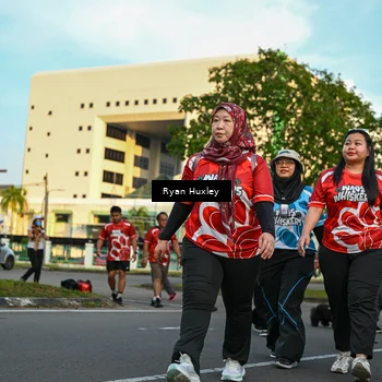 Runner Photo 8021376