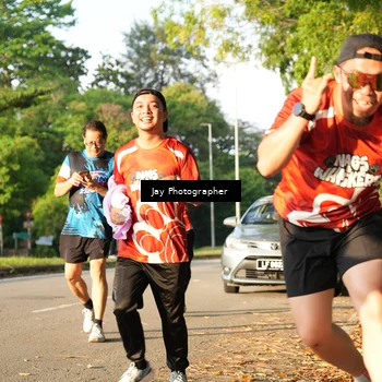 Runner Photo 8021387