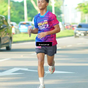 Runner Photo 8021397