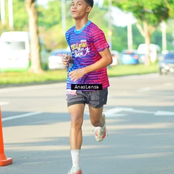 Runner Photo 8021424