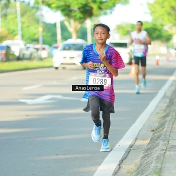 Runner Photo 8021504