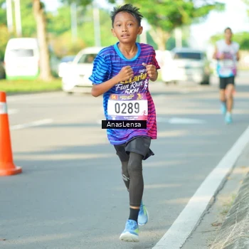 Runner Photo 8021576