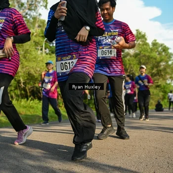 Runner Photo 8021632