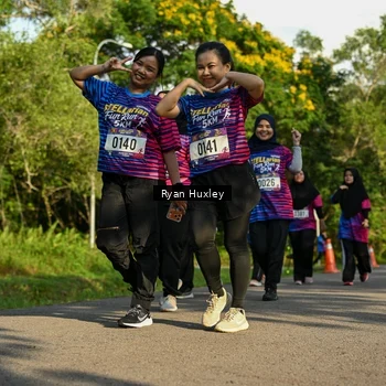Runner Photo 8021641