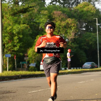Runner Photo 8021653