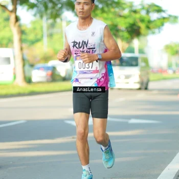 Runner Photo 8021664