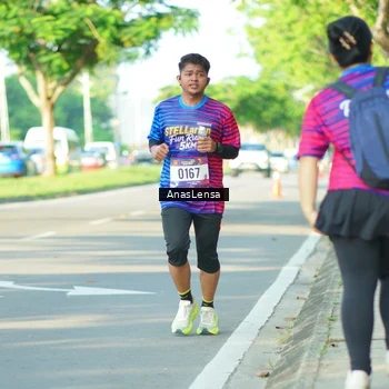 Runner Photo 8021672