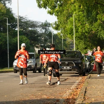 Runner Photo 8021676