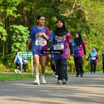 Runner Photo 8021678