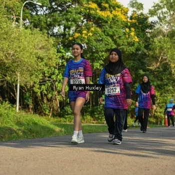 Runner Photo 8021680
