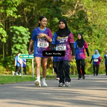 Runner Photo 8021696