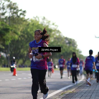 Runner Photo 8021700