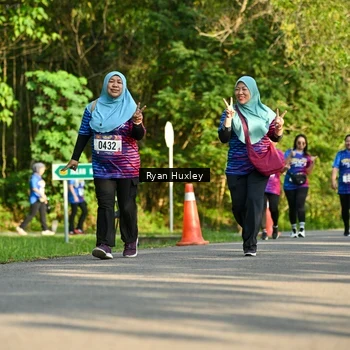 Runner Photo 8021708