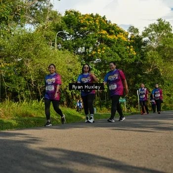Runner Photo 8021759