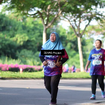Runner Photo 8021809