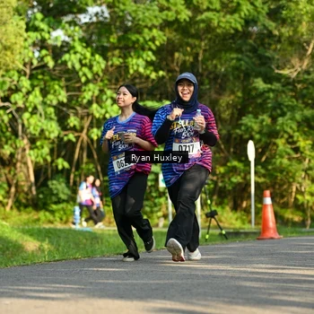 Runner Photo 8021872