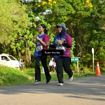 Runner Photo 8021878